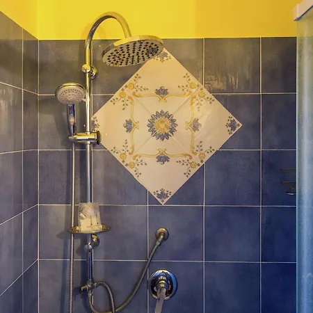 In Sciacca With Garden, Swimming Pool, Parking *